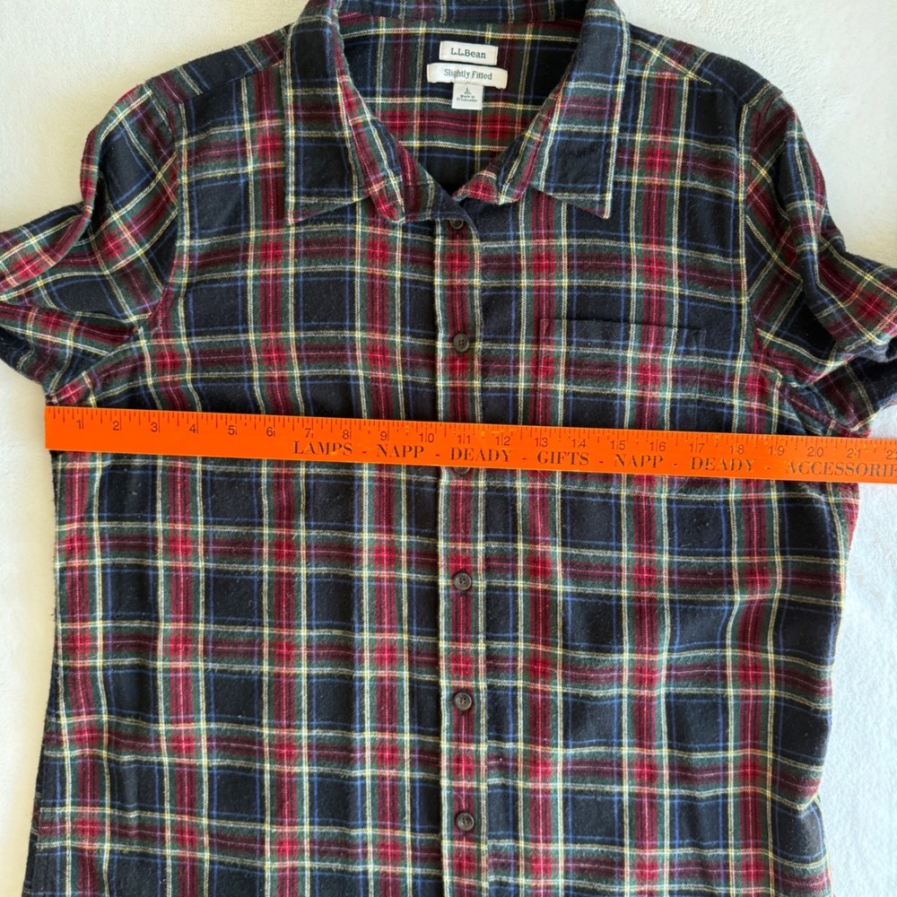 LL Bean Men's Flannel Button Down Shirt Large Slightly Fitted Scotch Plaid Cabin - Picture 6 of 11
